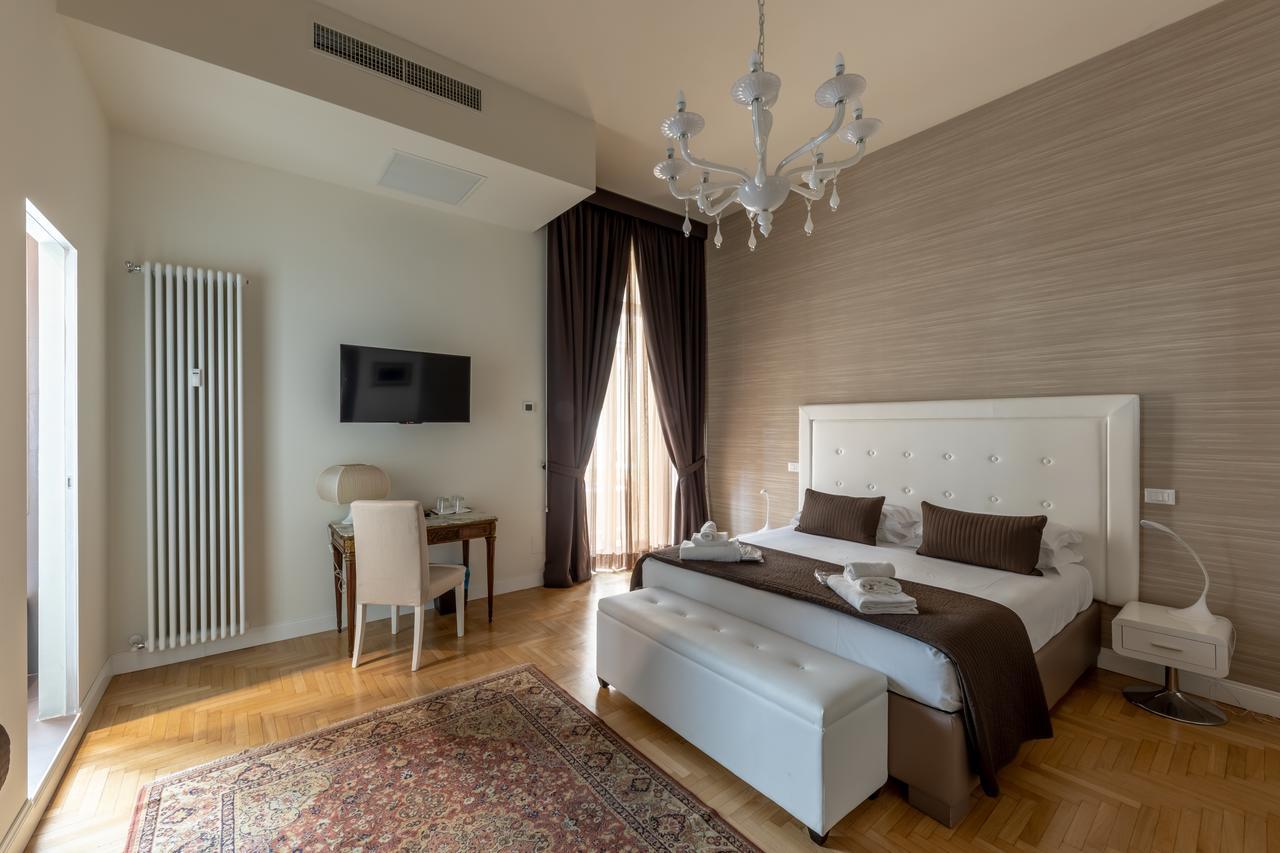 Blue Luxury 2* Roma